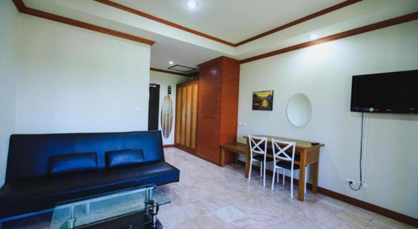 Amornsukhothai Hotel Exterior photo